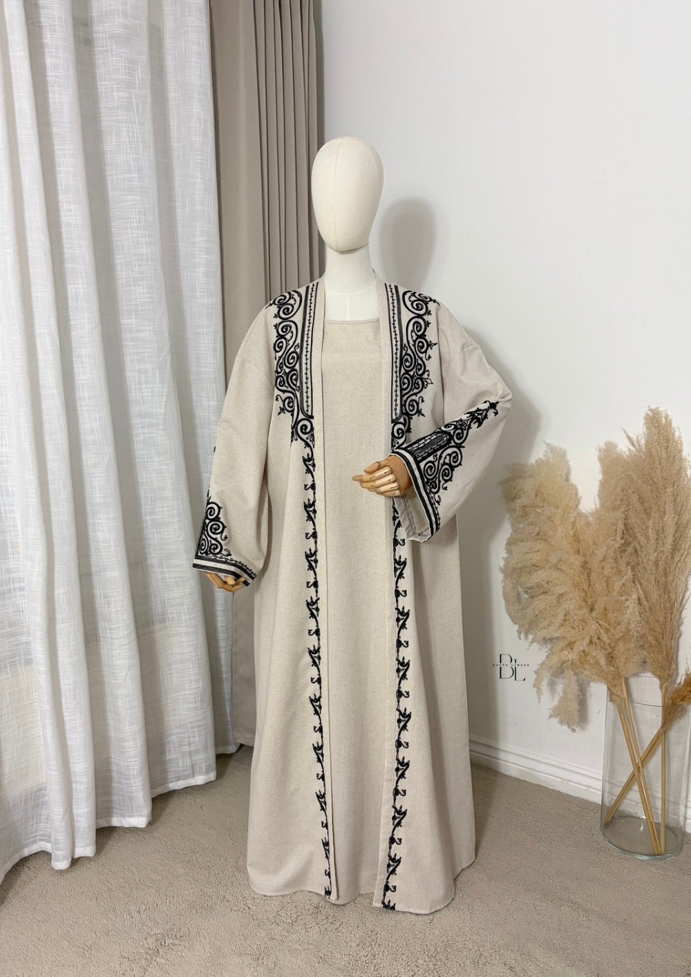 embroidered-kaftan-2-pieces-under-dress-open-abaya-set-beige-cotton-linen-baytu-lybass-1