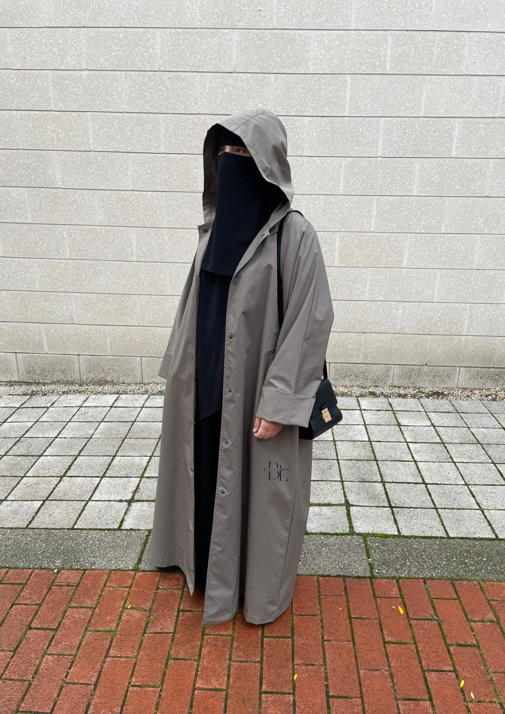 abaya-raincoat-taupe-baytu-lybass-4
