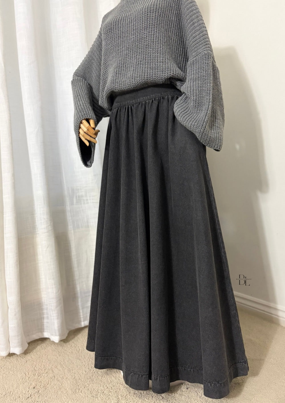 flared-black-denim-skirt-100%-cotton-baytu-lybass