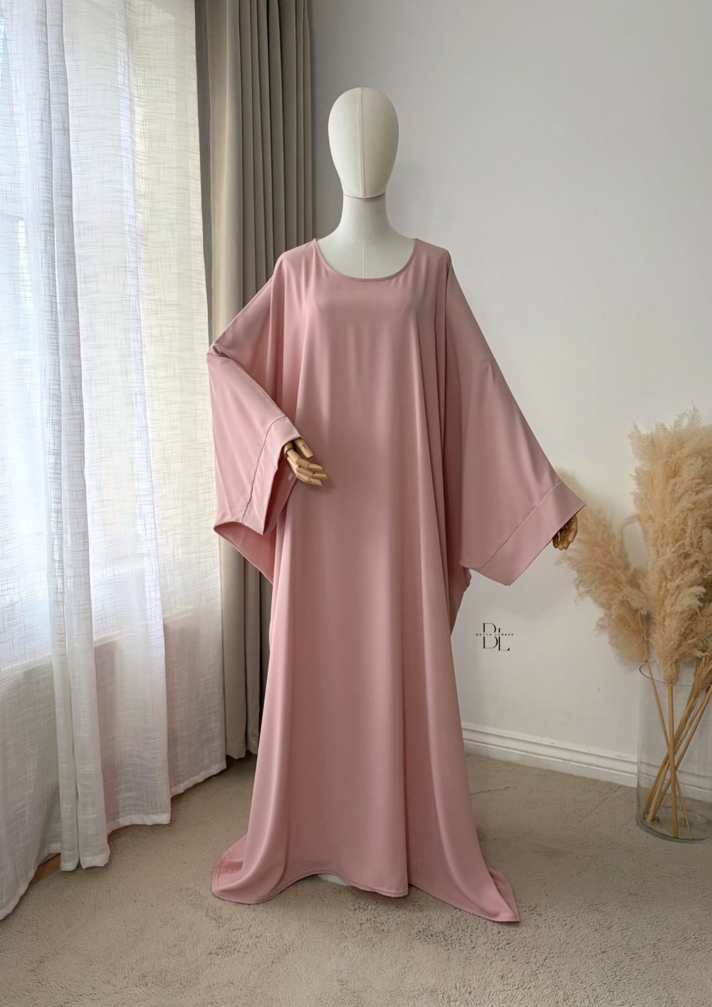 Butterfly Abaya – Premium Medina Silk