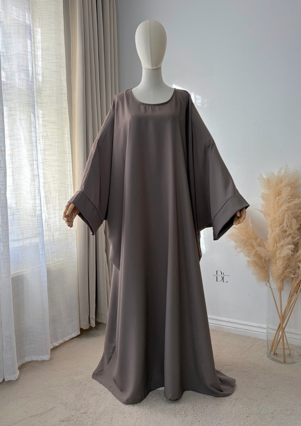 Butterfly Abaya – Premium Medina Silk