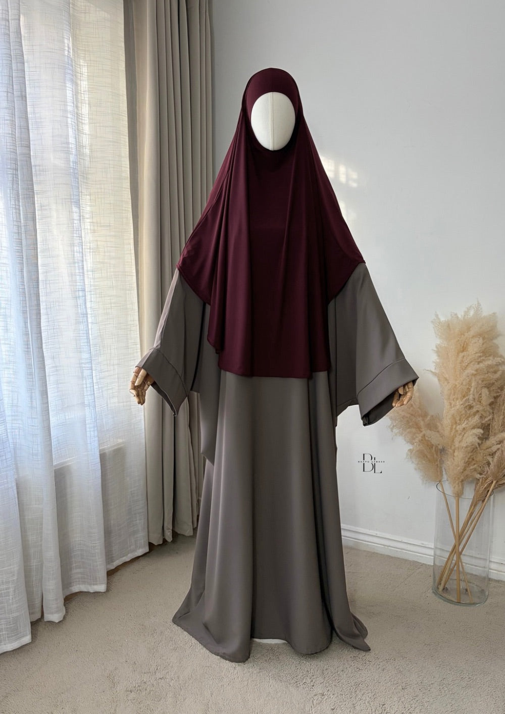 Butterfly Abaya – Premium Medina Silk