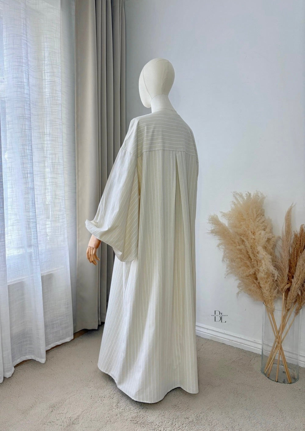 Oversized Striped Abaya with Puff Sleeves