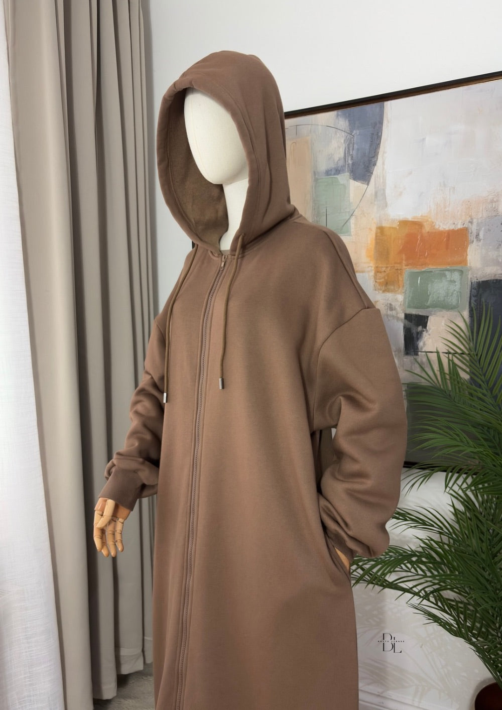 Women’s Fleece-Lined Hooded Open Abaya – Two-Way Zip Sportswear