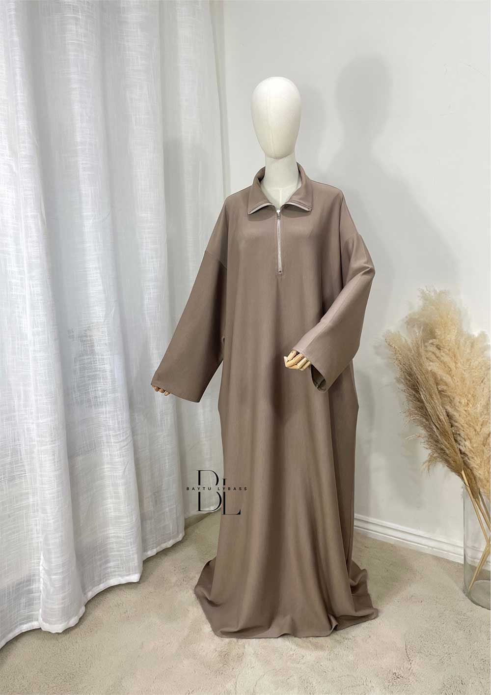 abaya-comfy-oversize-beige-allaitement-baytu-lybass-3