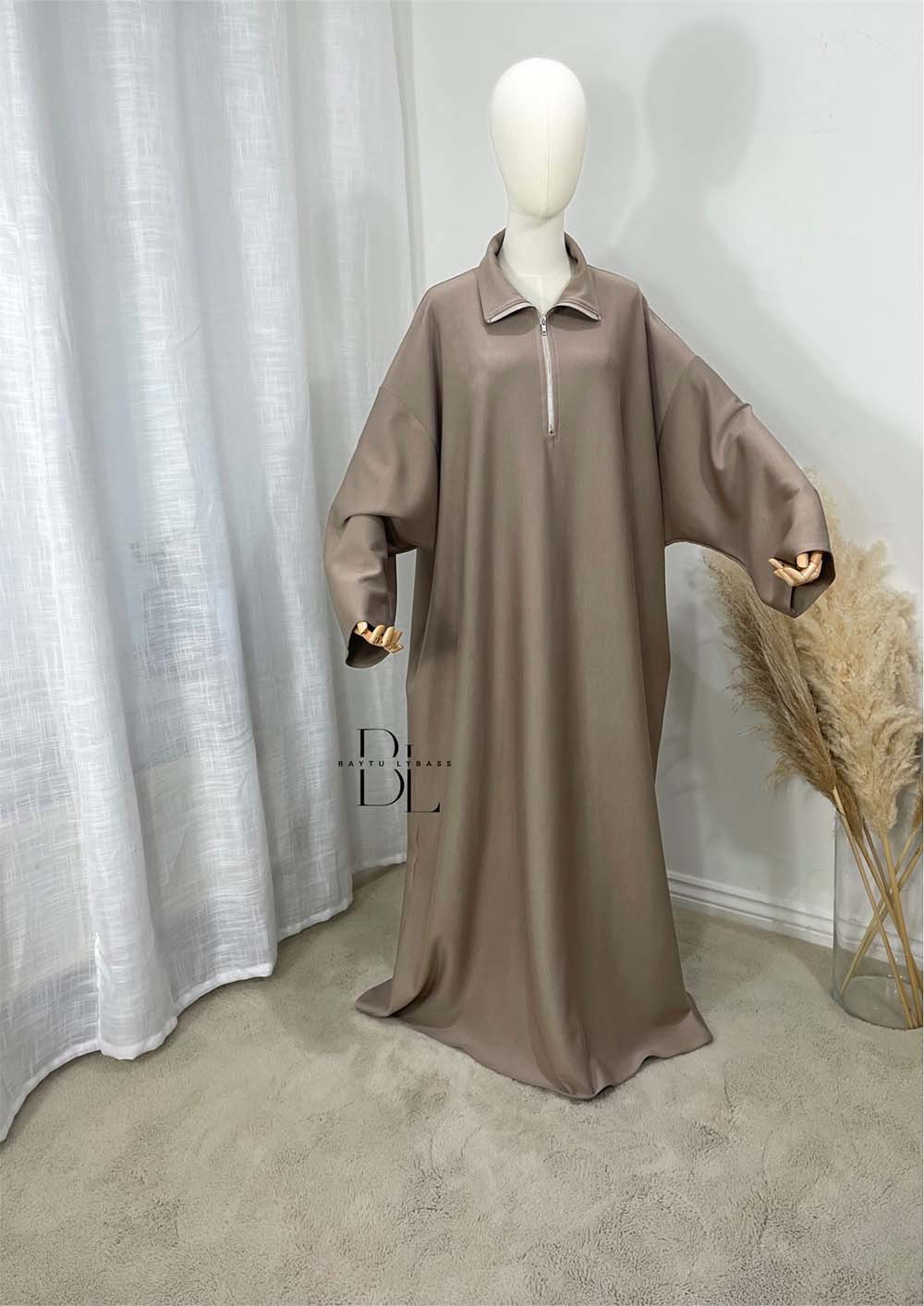 abaya-comfy-oversize-beige-allaitement-baytu-lybass-4