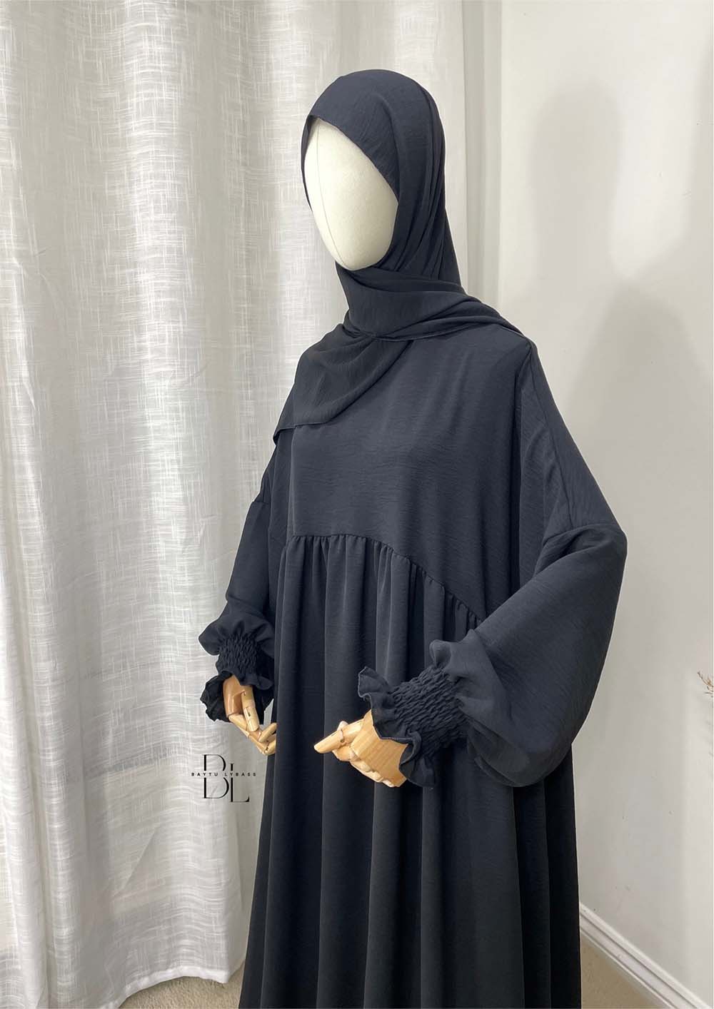 abaya-de-priere-jazz-noir-baytu-lybass-3
