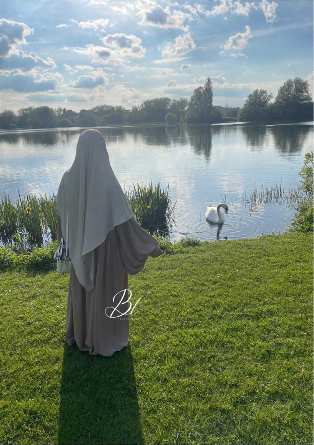 abaya-maryam-beige-jazz-khimar-wafa-creme-jazz-baytu-lybass