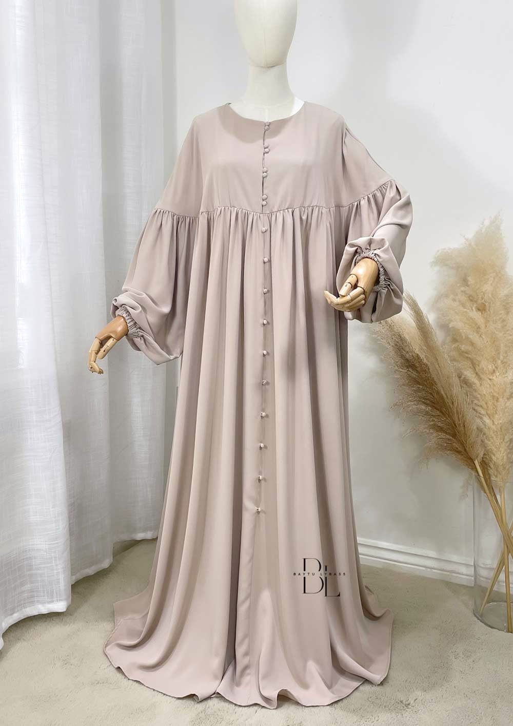 abaya-mila-nude-medina-silk-nursing-baytu-lybass