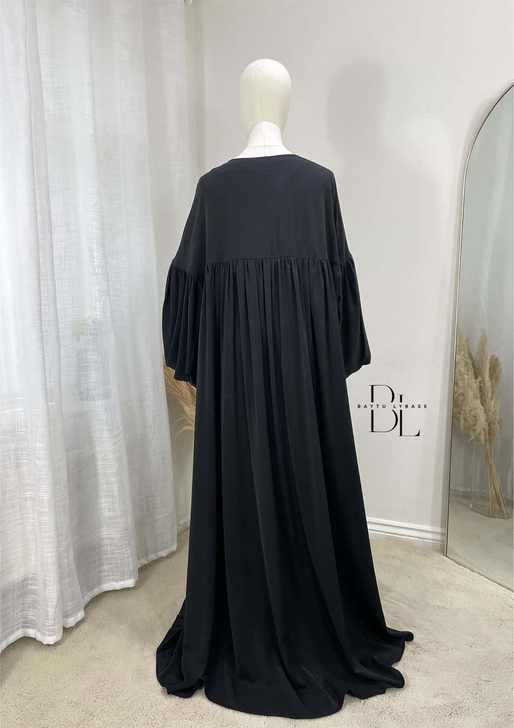 abaya-mila-medina-silk-black-baytu-lybass