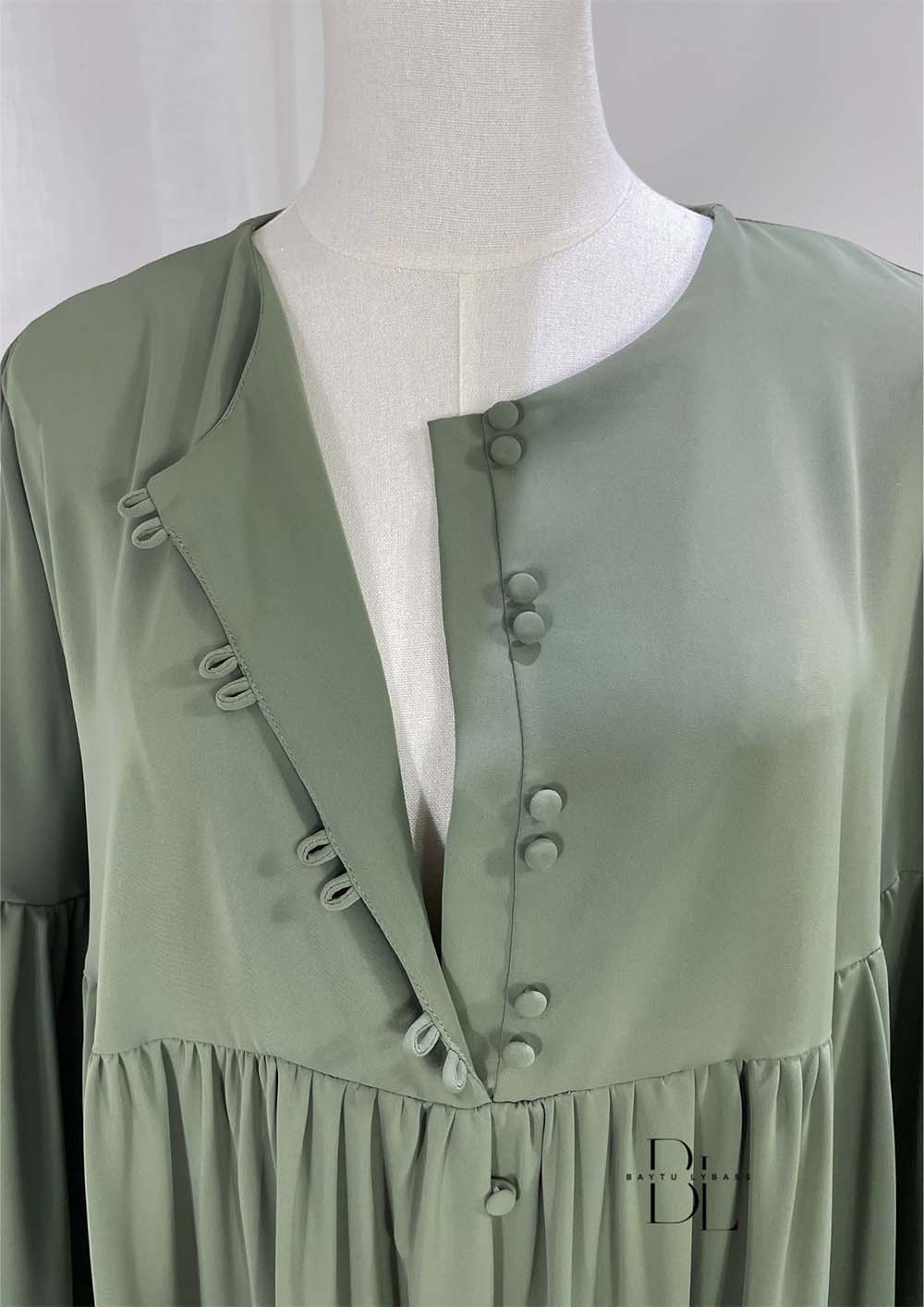abaya-mila-medina-silk-sagegreen-baytu-lybass-3