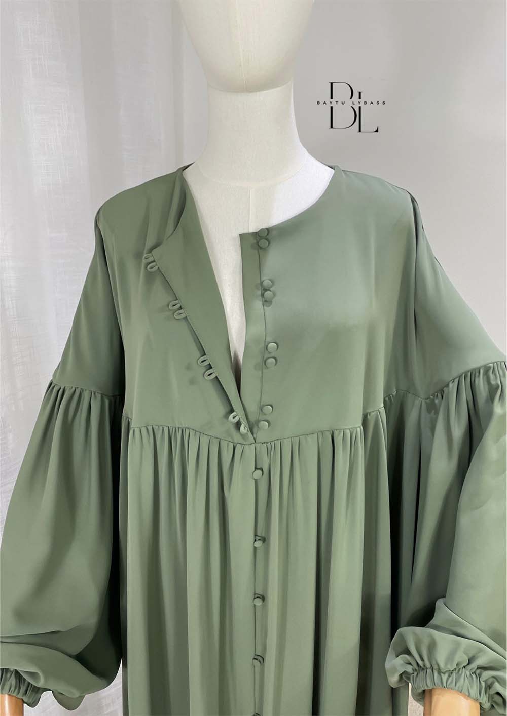abaya-mila-medina-silk-sagegreen-baytu-lybass