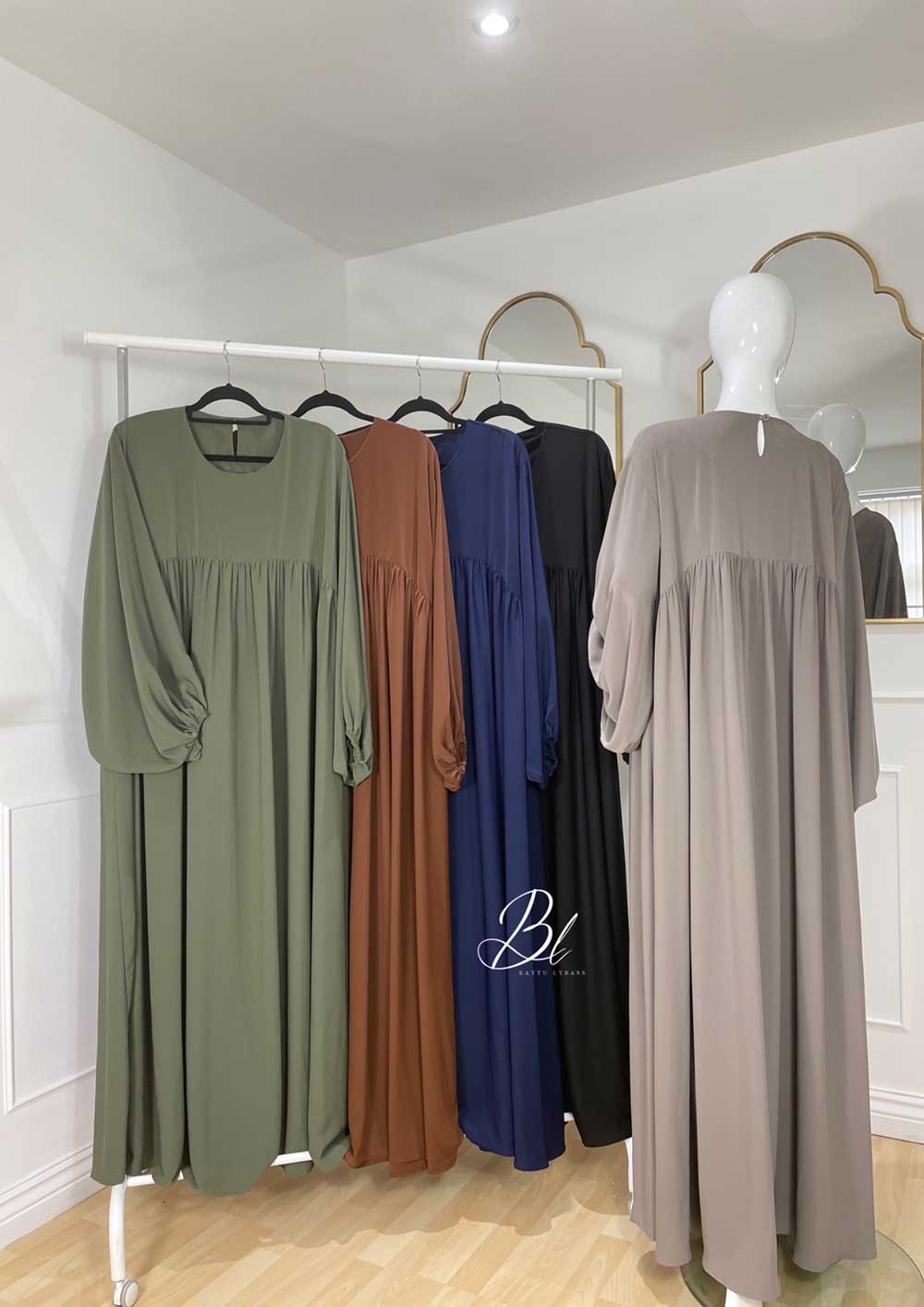 abaya-naia-details-devant-dos-baytu-lybass