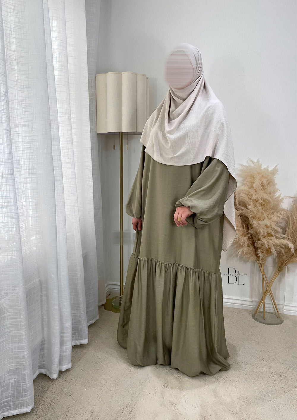 abaya-tasnim-pistache-hijab-jazz-creme-baytu-lybass