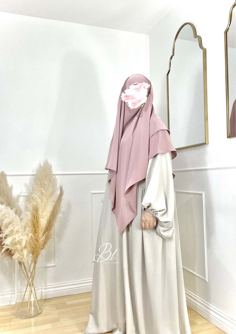khimar-niqabi-rose-pale-soie-de-medine-2-voiles-baytu-lybass-3