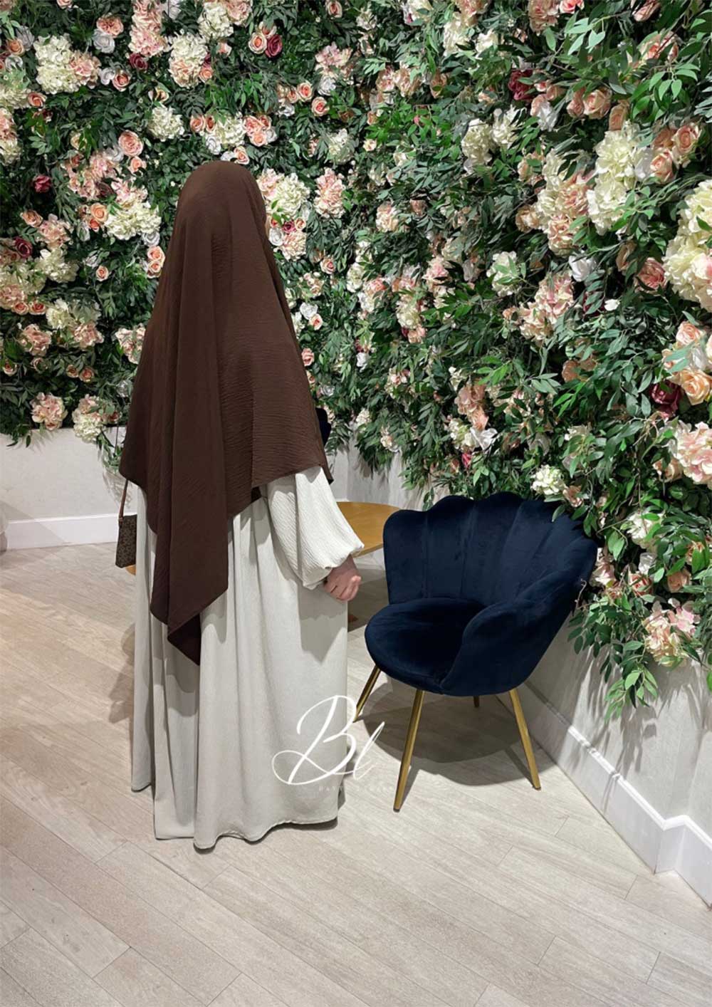 khimar-wafa-marron-fonce-jazz-abaya-maryam-creme-jazz