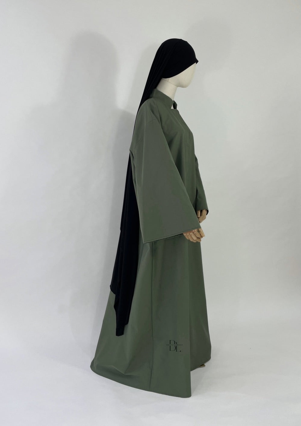 rainproof-oversized-abaya-khaki-baytu-lybass-1