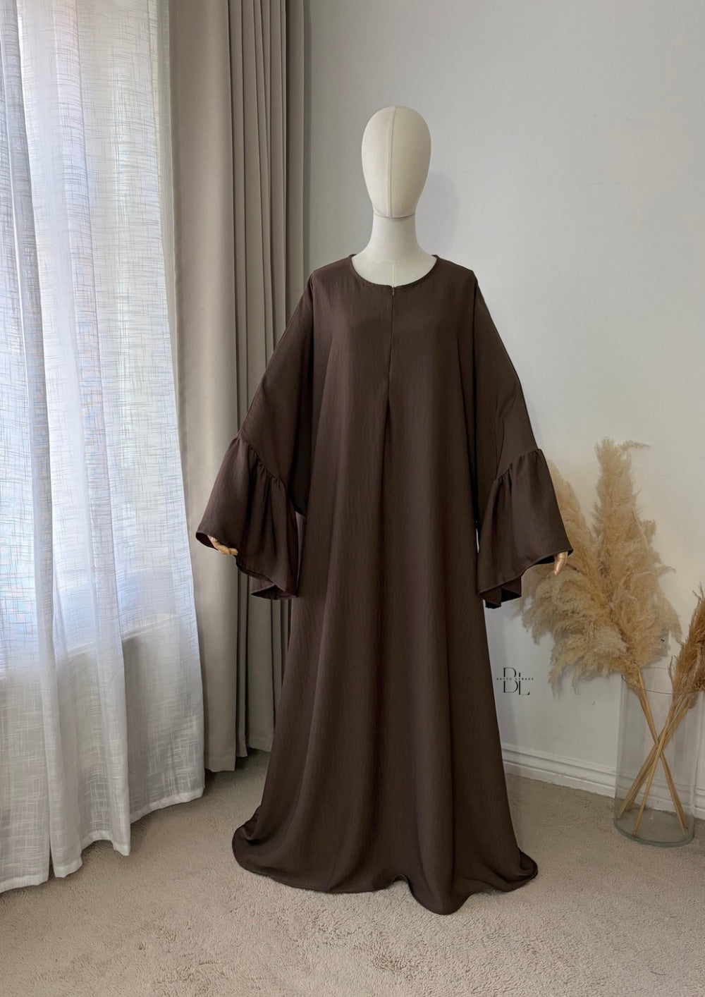 Maïssa Abaya – Premium Nida Butterfly Cut