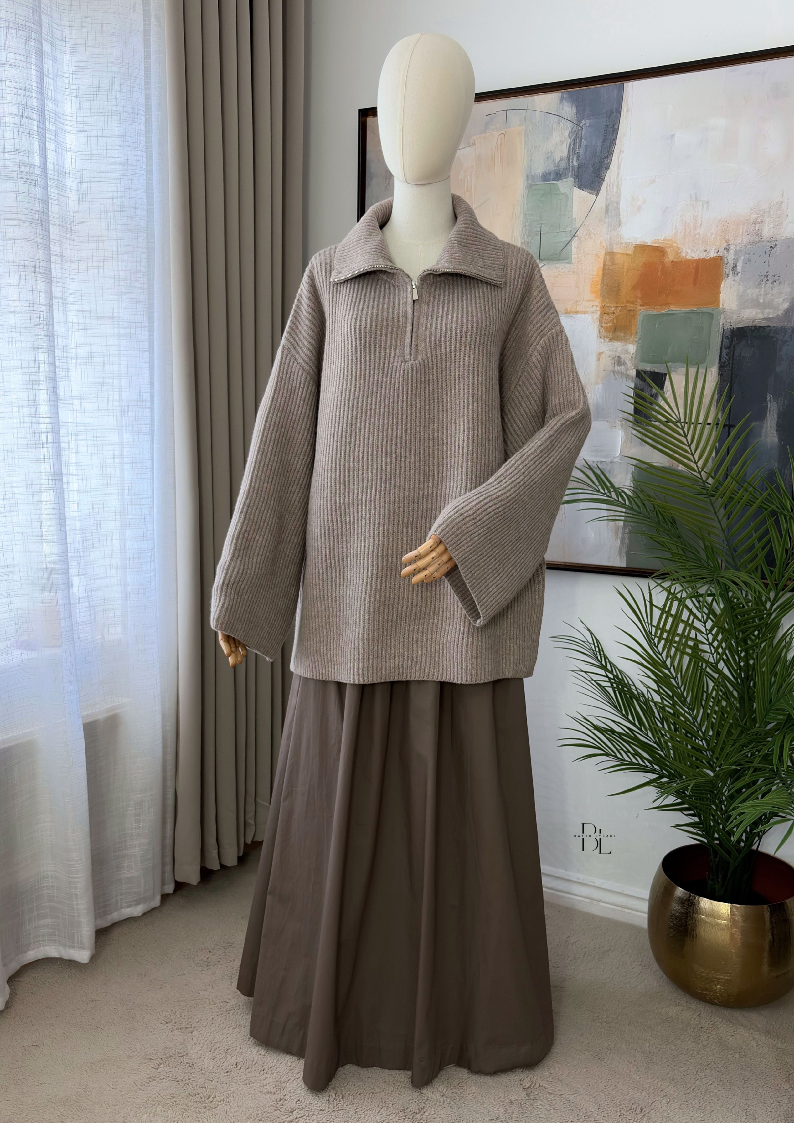 Oversized Ribbed Zip-Neck Jumper