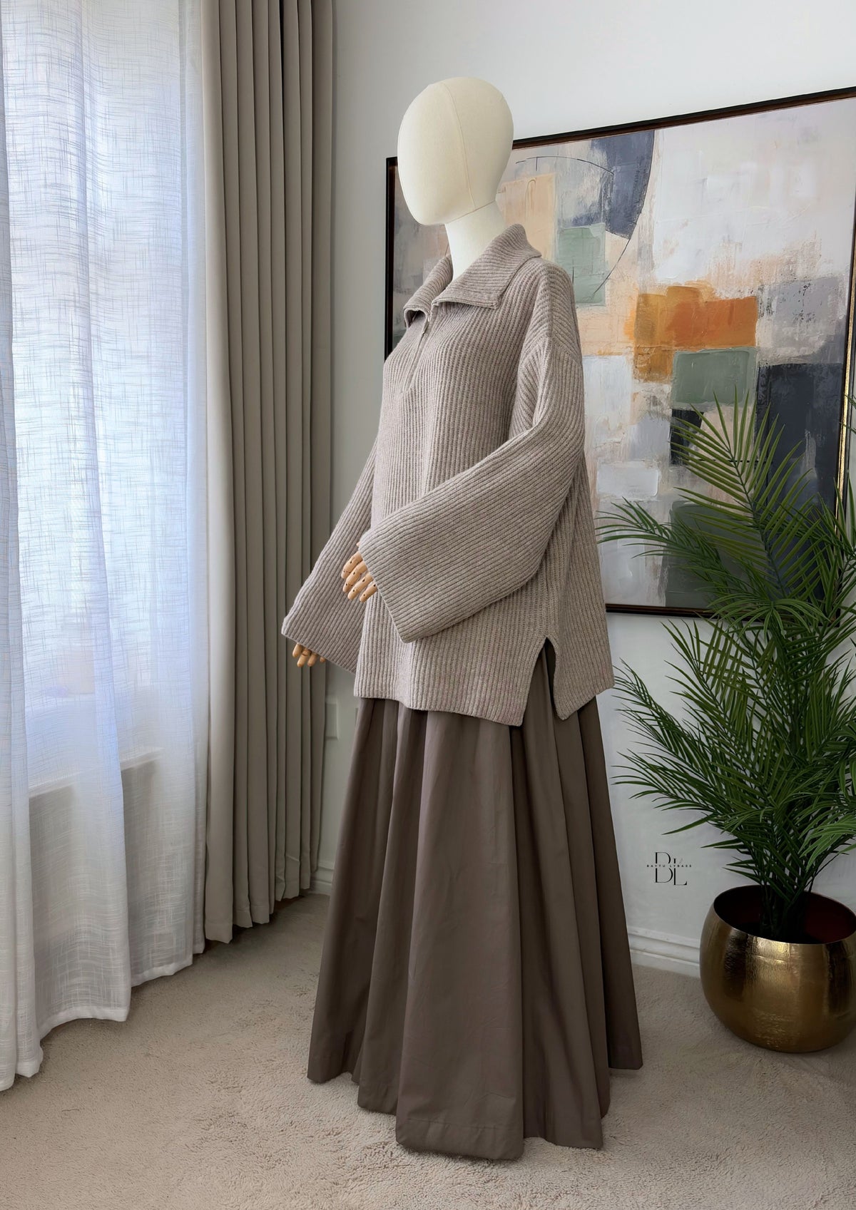 Oversized Ribbed Zip-Neck Jumper