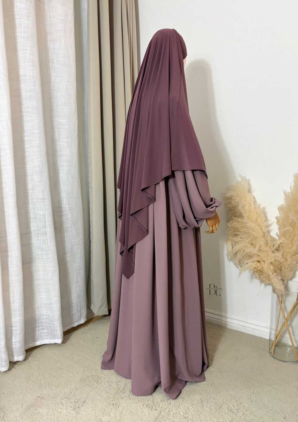 abaya-amira-medina-silk-parma-khimar-premium-jersey-pointed-rosewood-baytu-lybass-1
