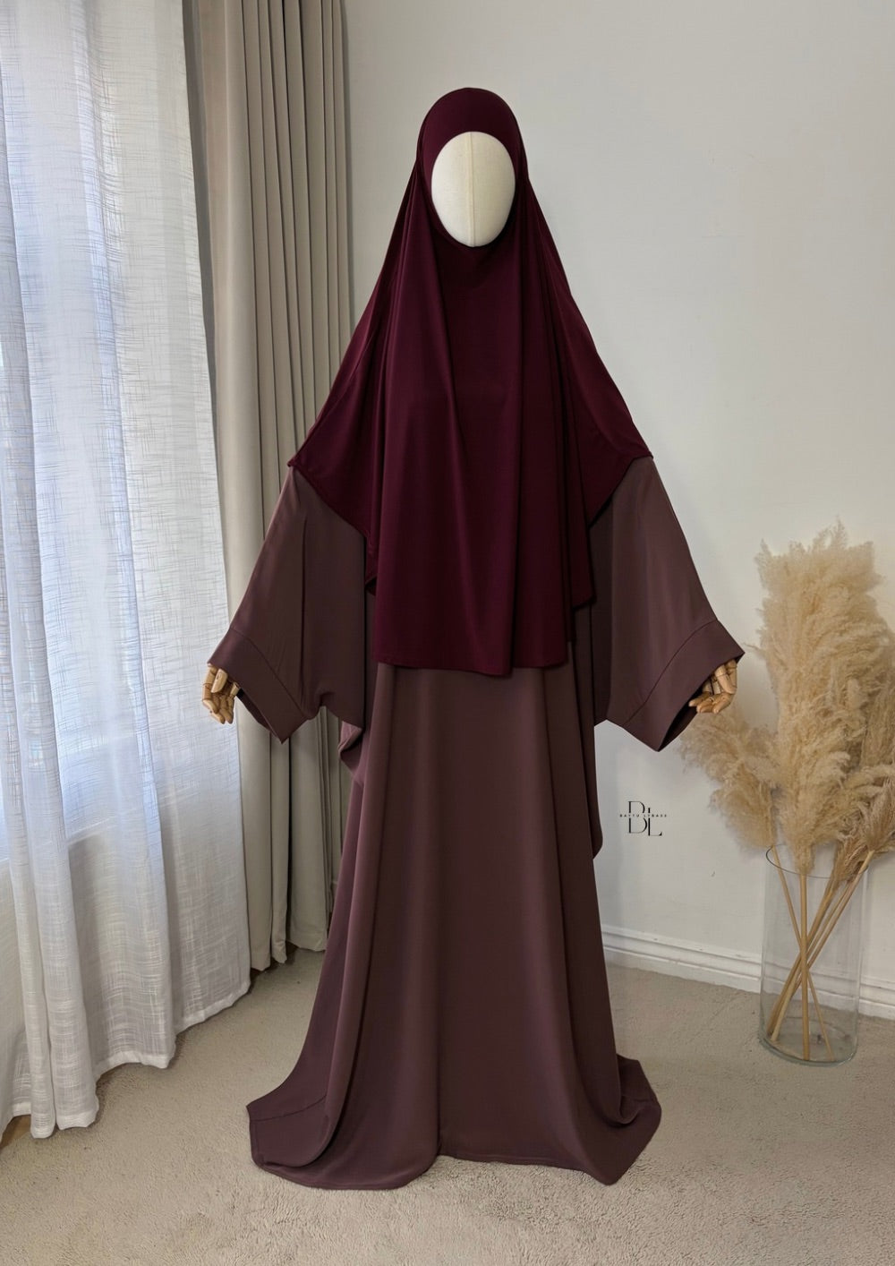 Butterfly Abaya – Premium Medina Silk