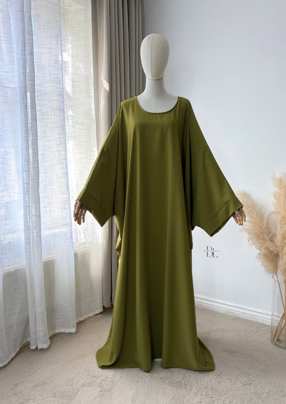 Butterfly Abaya – Premium Medina Silk