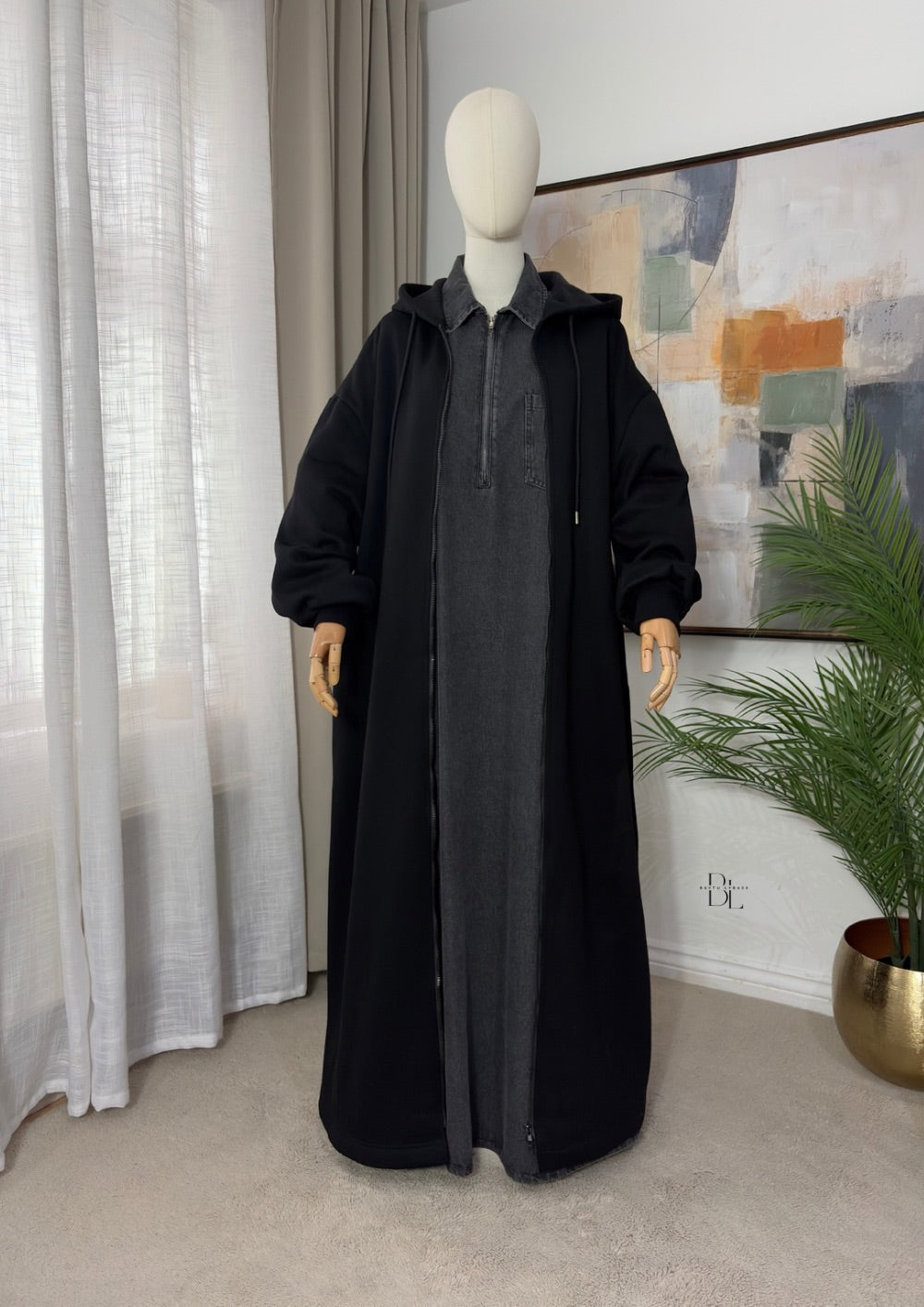 Women’s Fleece-Lined Hooded Open Abaya – Two-Way Zip Sportswear