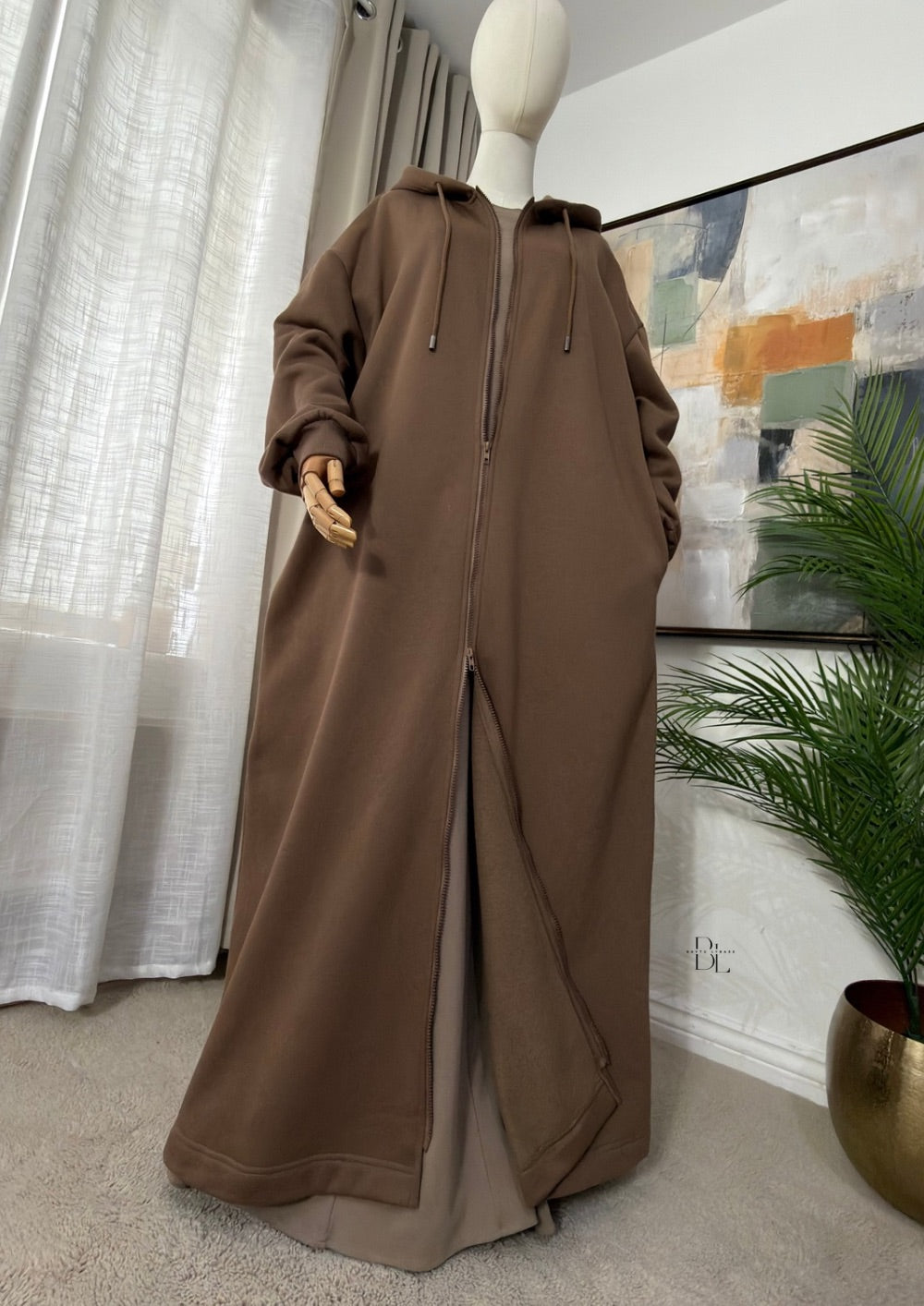 Women’s Fleece-Lined Hooded Open Abaya – Two-Way Zip Sportswear