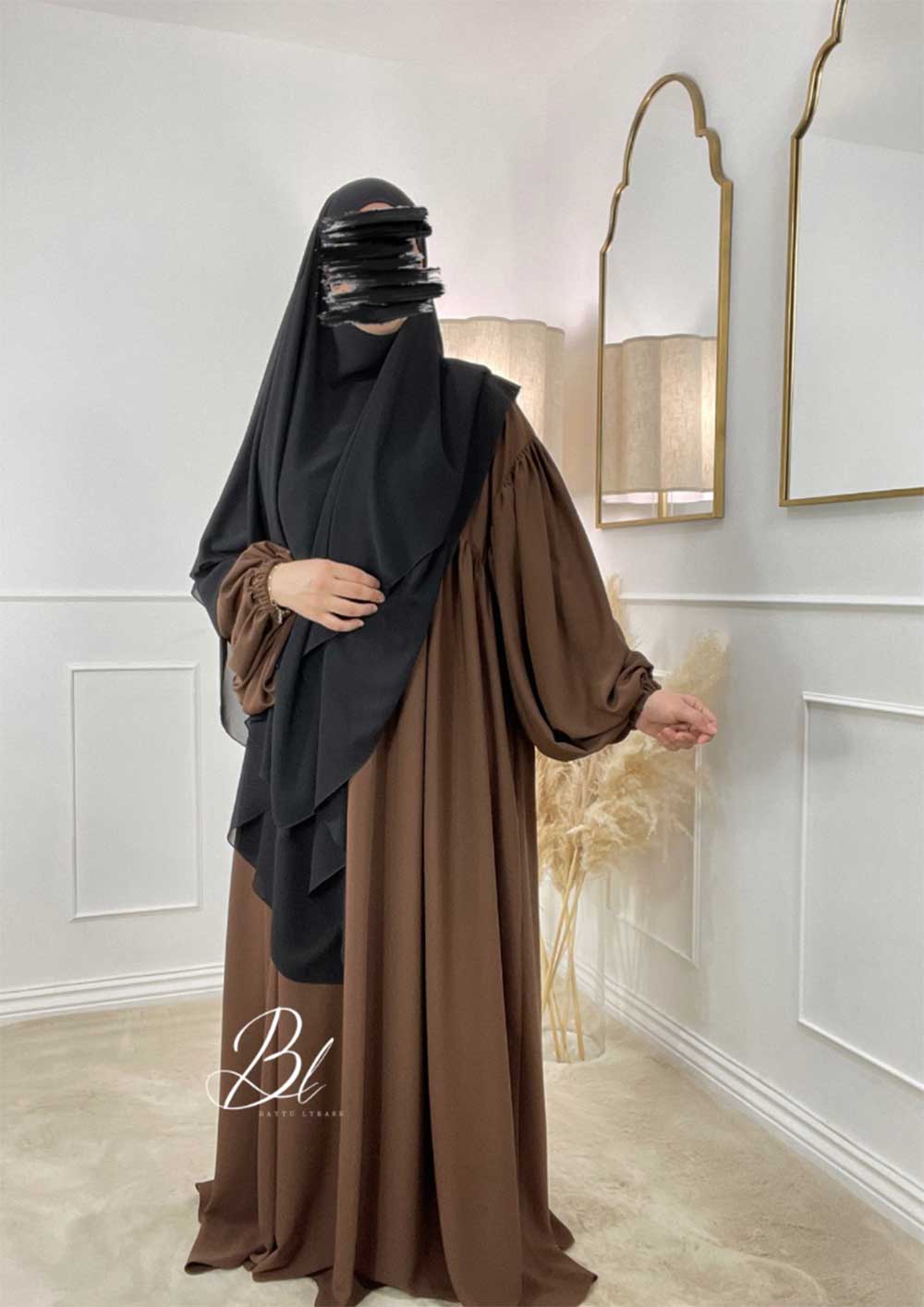 abaya-amira-marron-soie-de-medine-baytu-lybass-1.