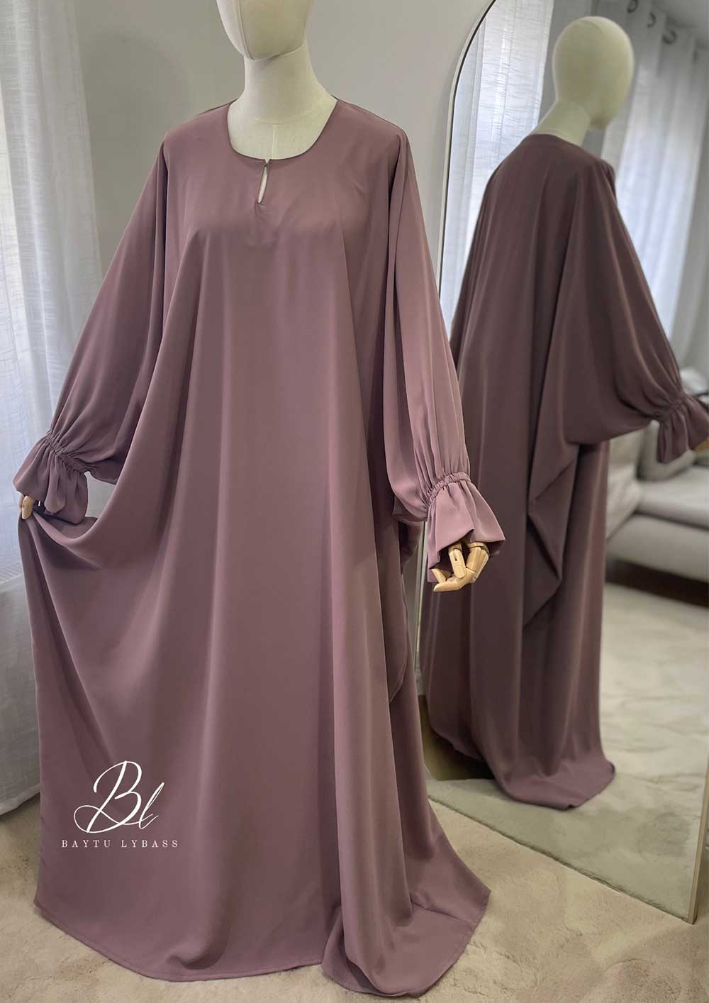 abaya-butterfly-parme-soie-de-medine-baytu-lybass-
