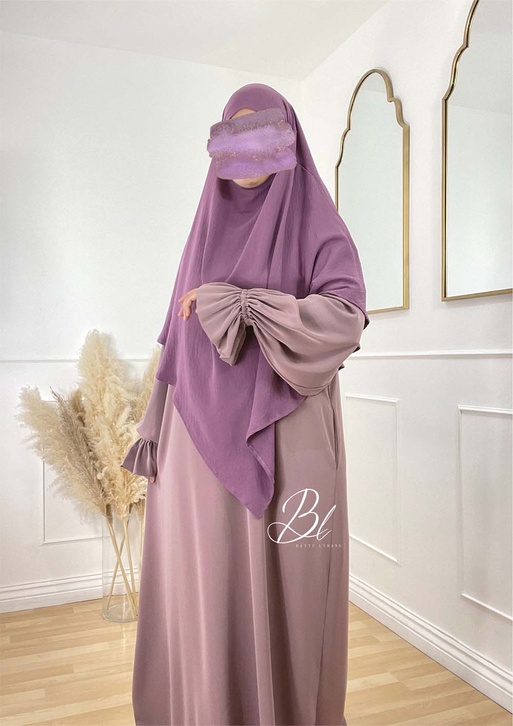 abaya-maria-soie-de-medine-parme-khimar-sayida-parme-jazz-baytu-lybass