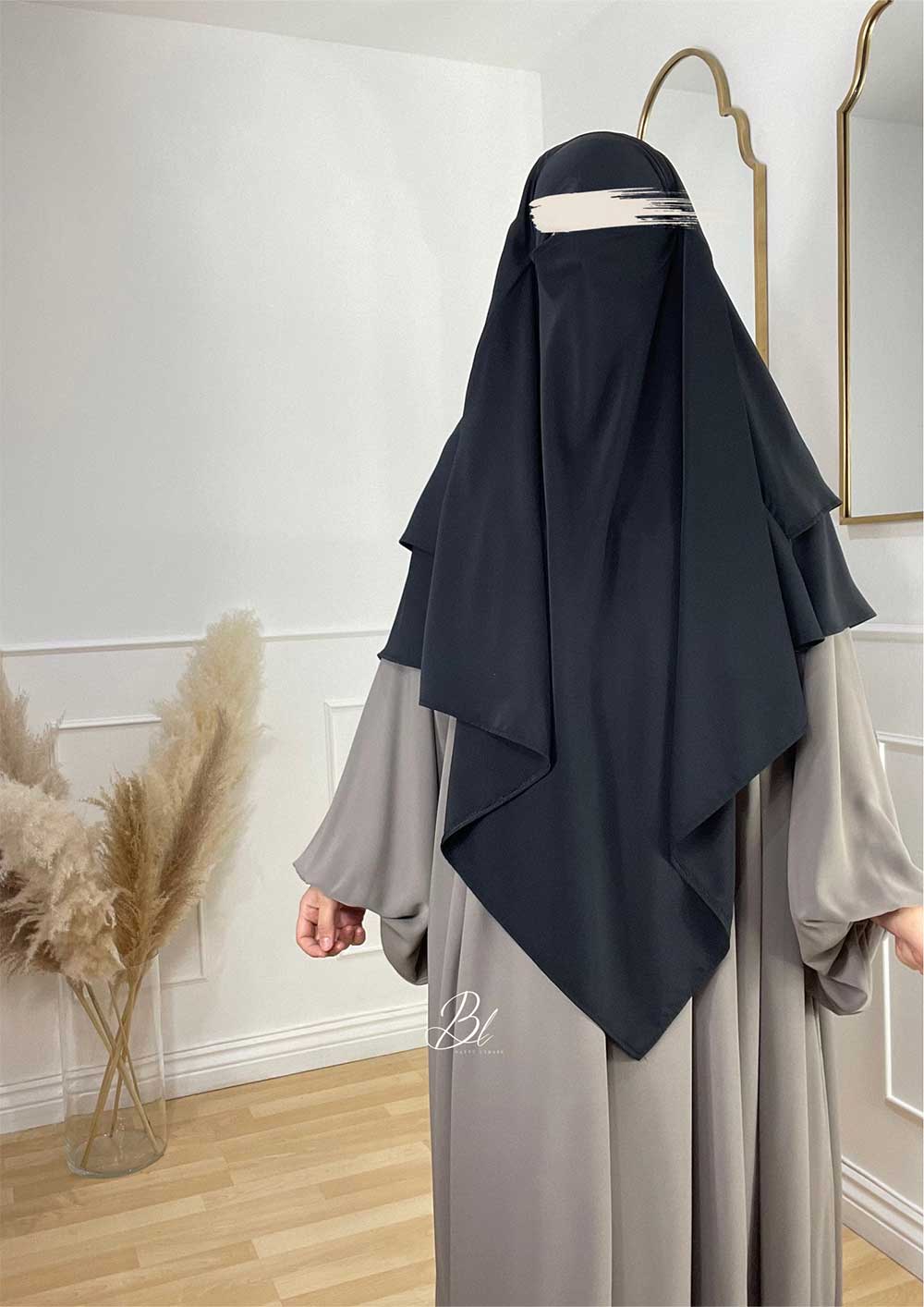 khimar-niqabi-noir-soie-de-medine-2-voiles-baytu-lybass-1