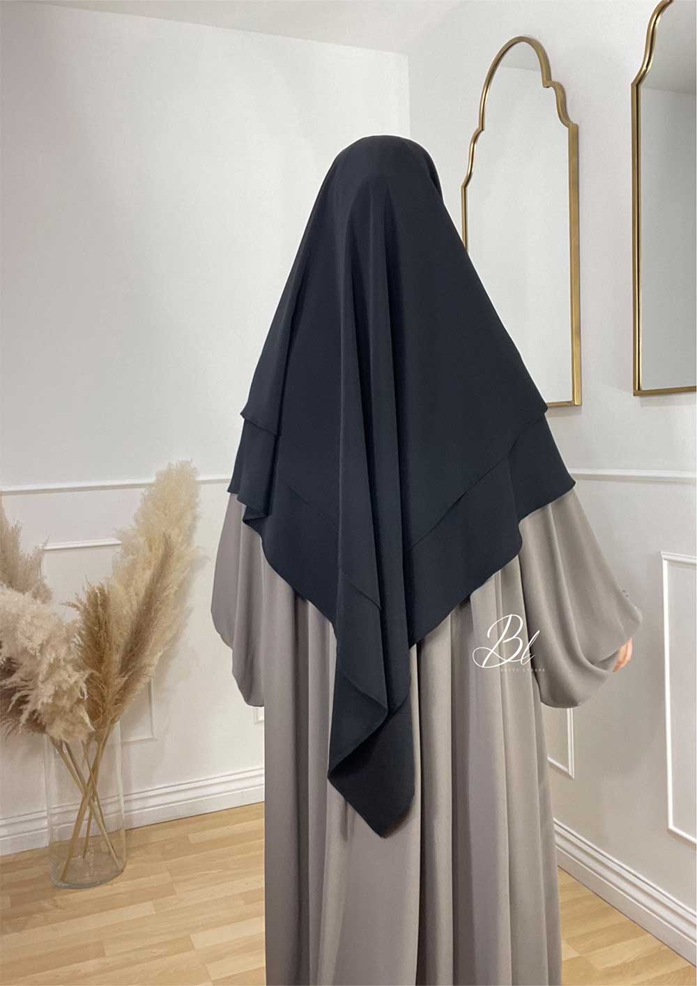 khimar-niqabi-noir-soie-de-medine-2-voiles-baytu-lybass-4