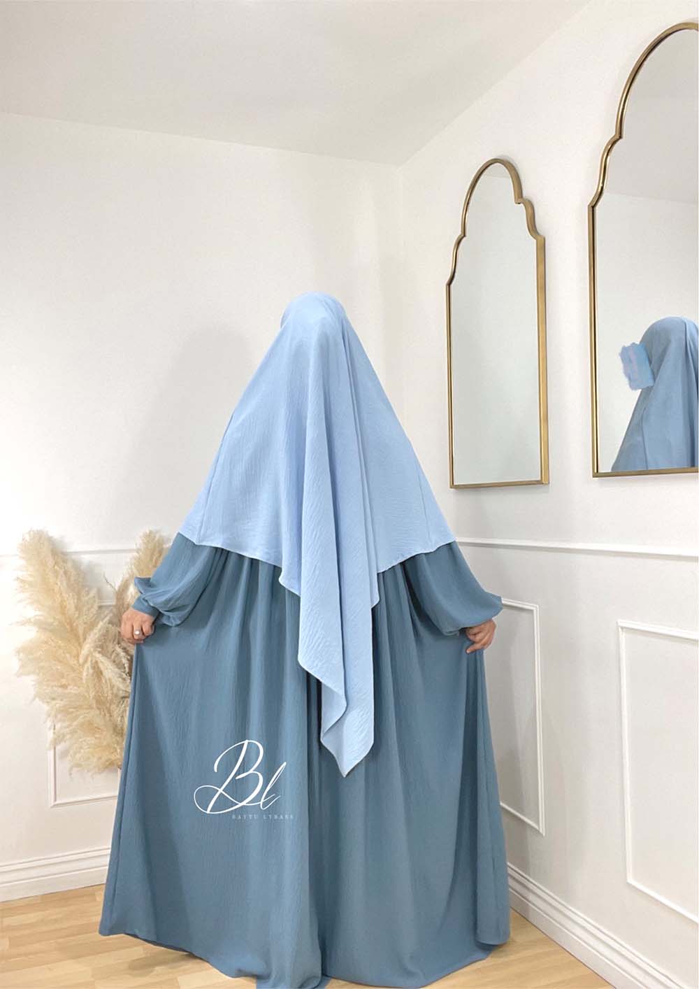 khimar-wafa-bleu-ciel-jazz-abaya-maya-bleu-jeans-allaitement-jazz-baytu-lybass-4