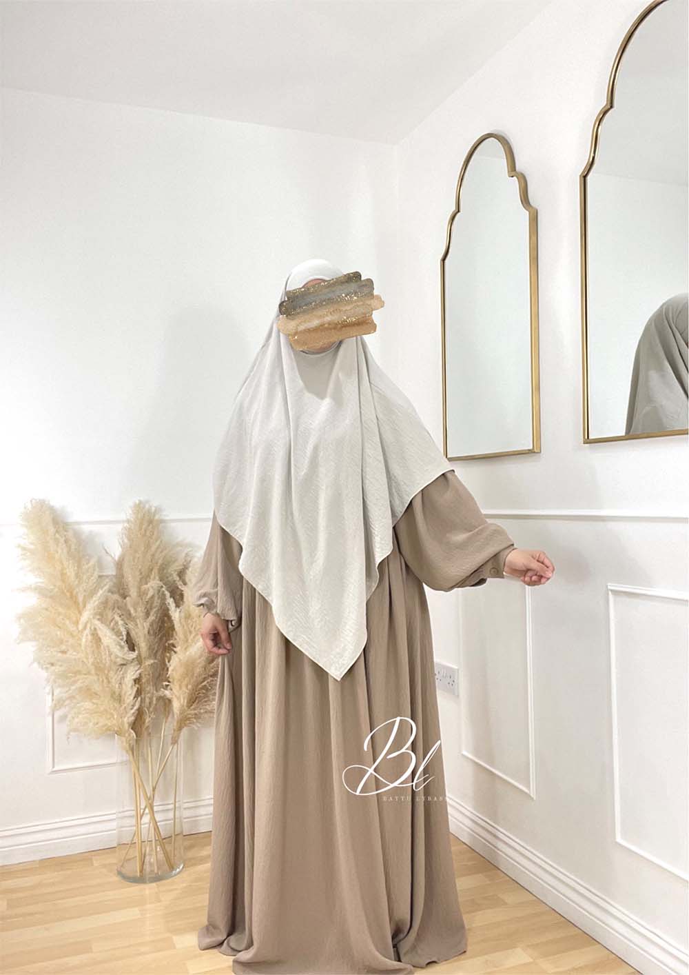 khimar-wafa-creme-jazz-abaya-maya-nude-jazz-allaitement-baytu-lybass-6