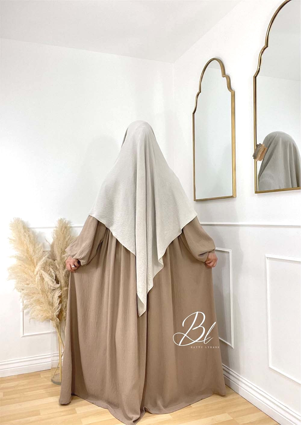 khimar-wafa-creme-jazz-abaya-maya-nude-jazz-allaitement-baytu-lybass-7