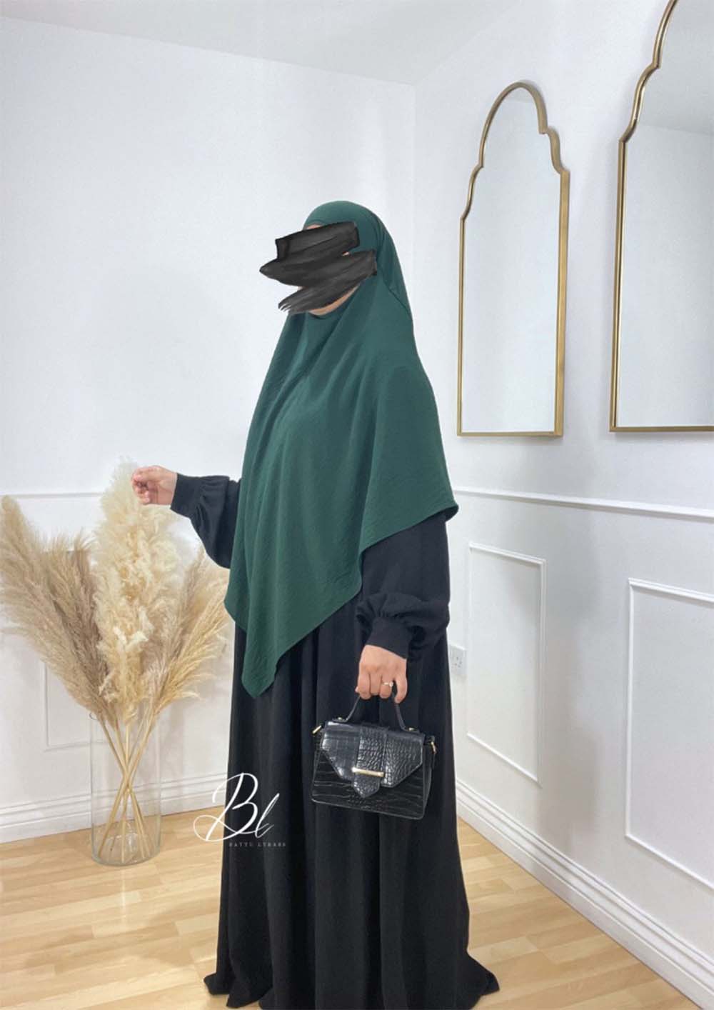 khimar-wafa-vert-sapin-jazz-abaya-maya-noir-jazz-allaitement-baytu-lybass-4